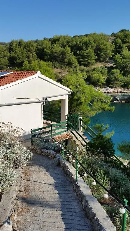 Holiday Home Dumboka Sali